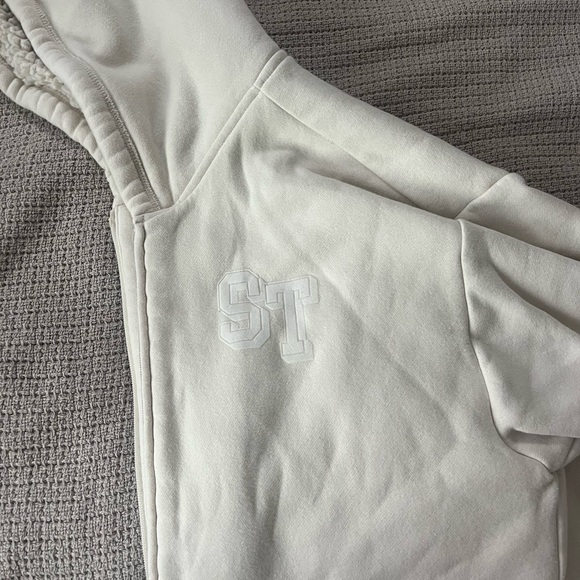 Abercrombie & Fitch Zip up Sweatshirt - Picture 2 of 3